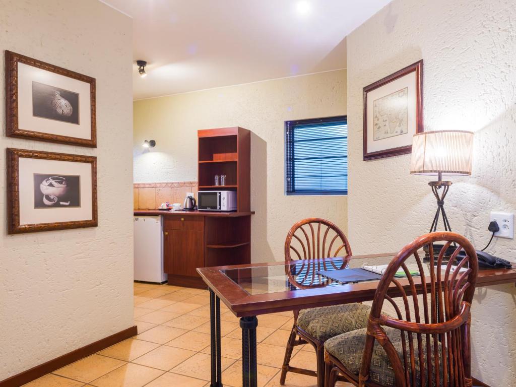 Executive Suite